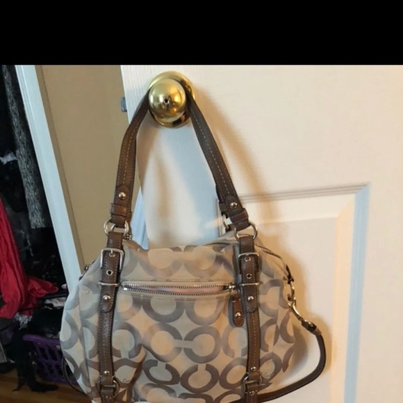 Vintage Coach shoulder bag - Picture 1 of 3